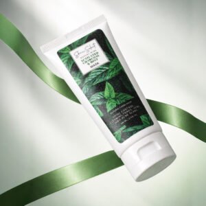 Activated charcoal and mint mask